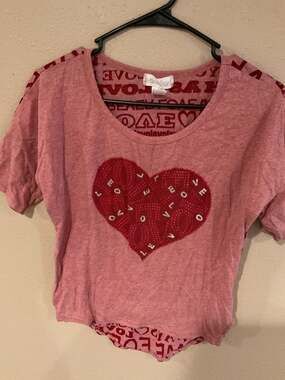 Rocker Girl Pink Love Heart Sequin Graphic High-Low T-Shirt